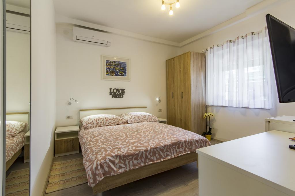Rooms Vilena ميدولين المظهر الخارجي الصورة