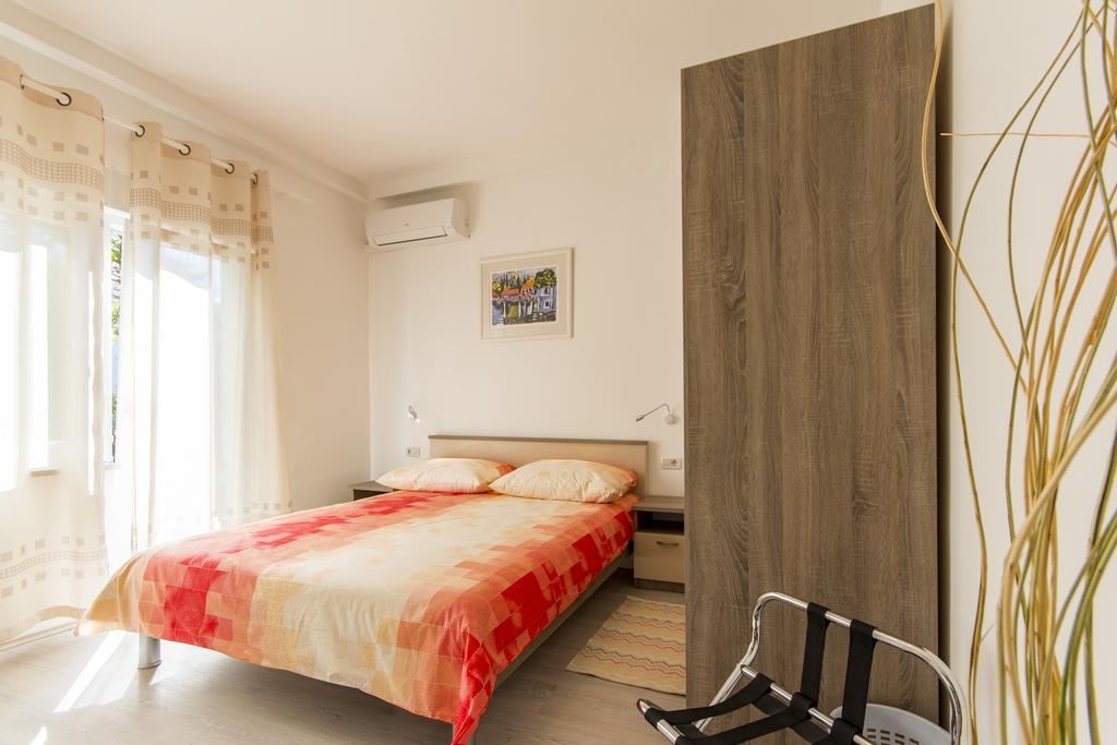 Rooms Vilena ميدولين المظهر الخارجي الصورة